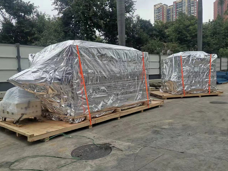 深圳沙井真(zhēn)空木箱包裝現(xiàn)場