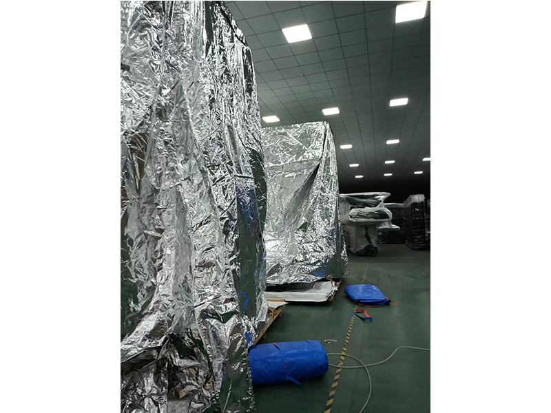 龍崗新能(neng)源重型木箱真空(kōng)包裝