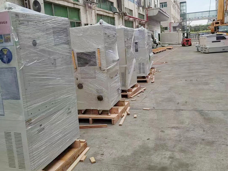 深圳福(fu)永出口包裝現(xian)場