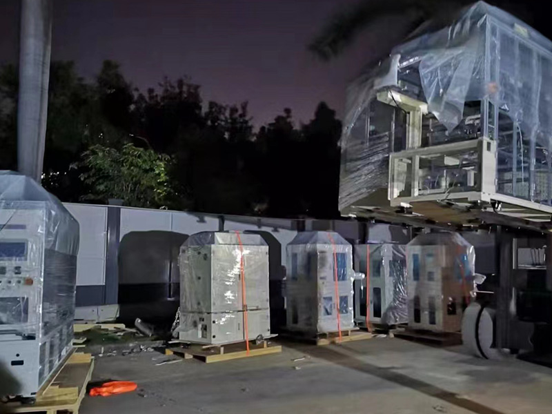 深(shen)圳龍崗(gǎng)某公司(si)國内木(mu)箱打包(bāo)